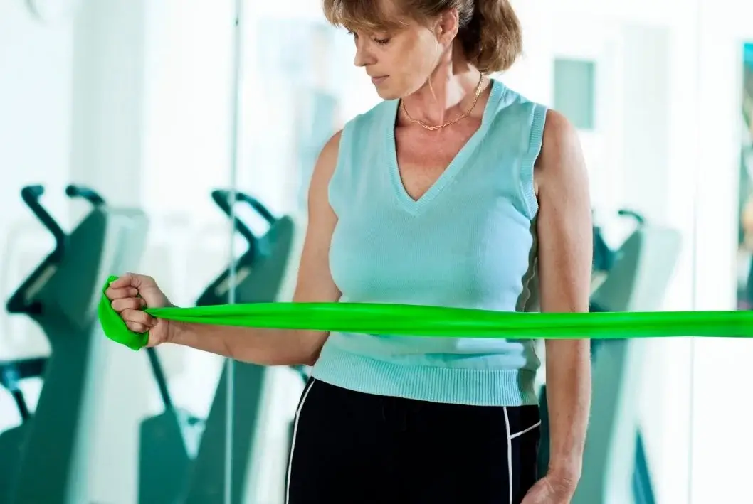  Is this what your shoulder rehab looks like? Exercises like these might be helpful, but they need to be part of a comprehensive framework, not given at random. 